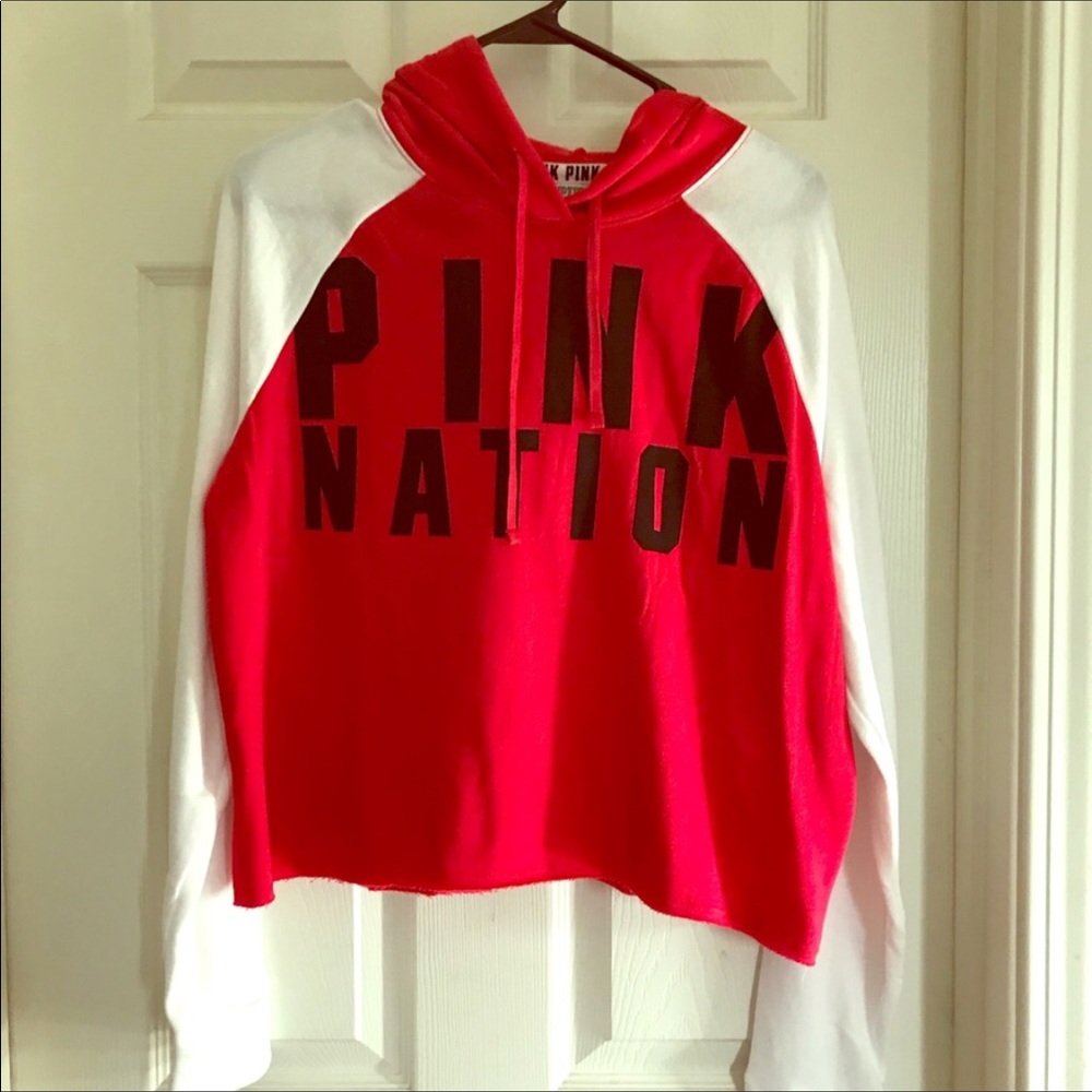💕🦄 🌈 NWOT PINK CROP HOODIE🌈🦄💕